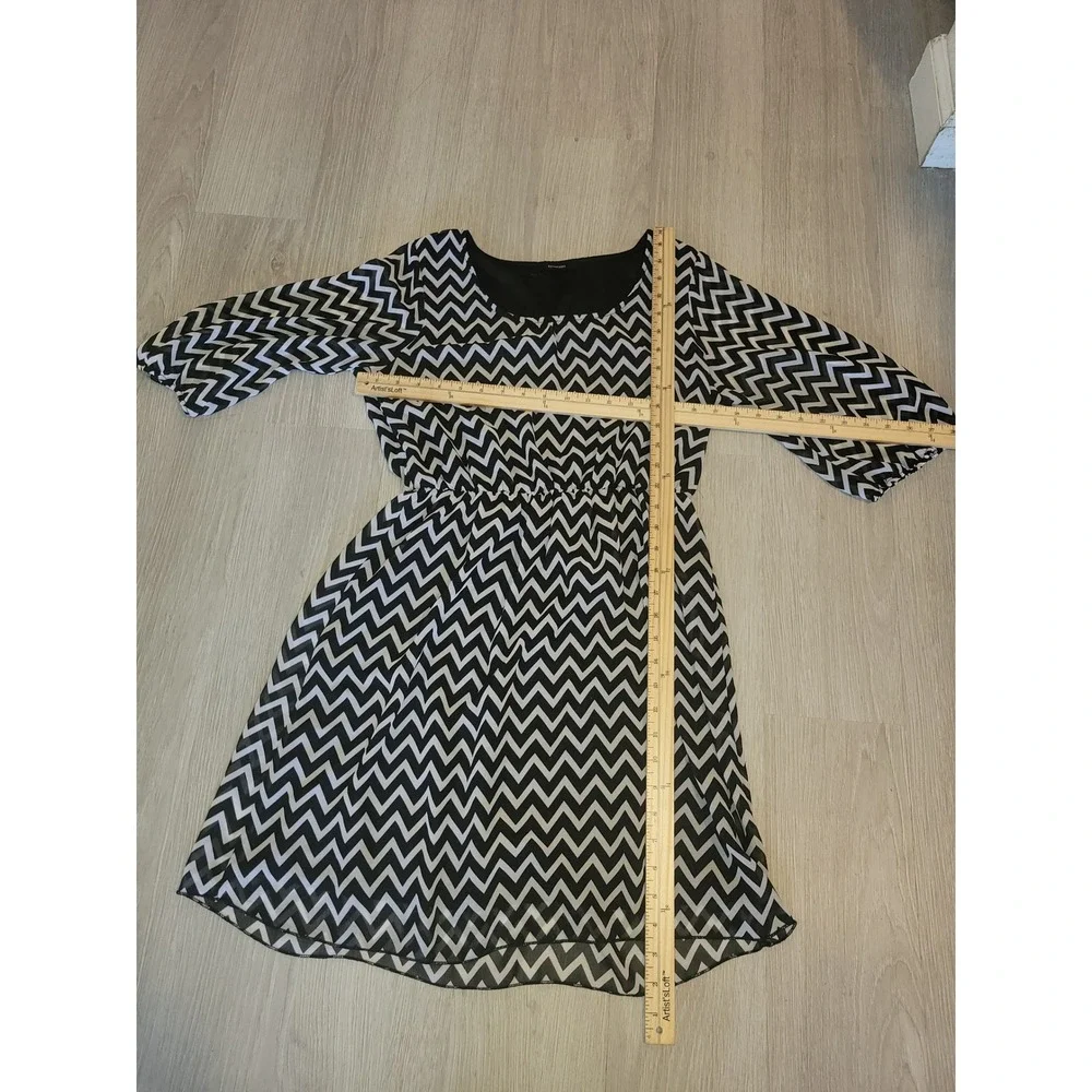 Espresso‎ Womens Chevron Print Dress Black White 3/4 Sleeve Elastic Waist M